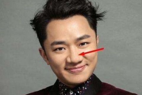 男生鼻子挺好不好