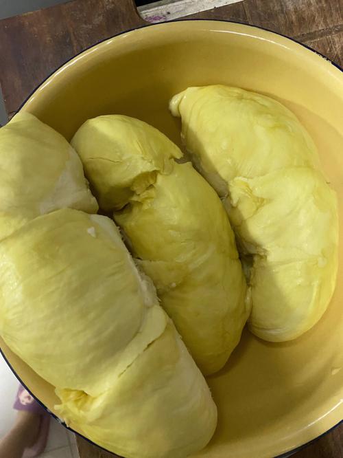 梦见吃榴莲寓意是什么?