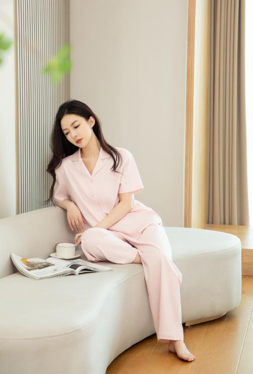 孕婴店名字时尚温馨