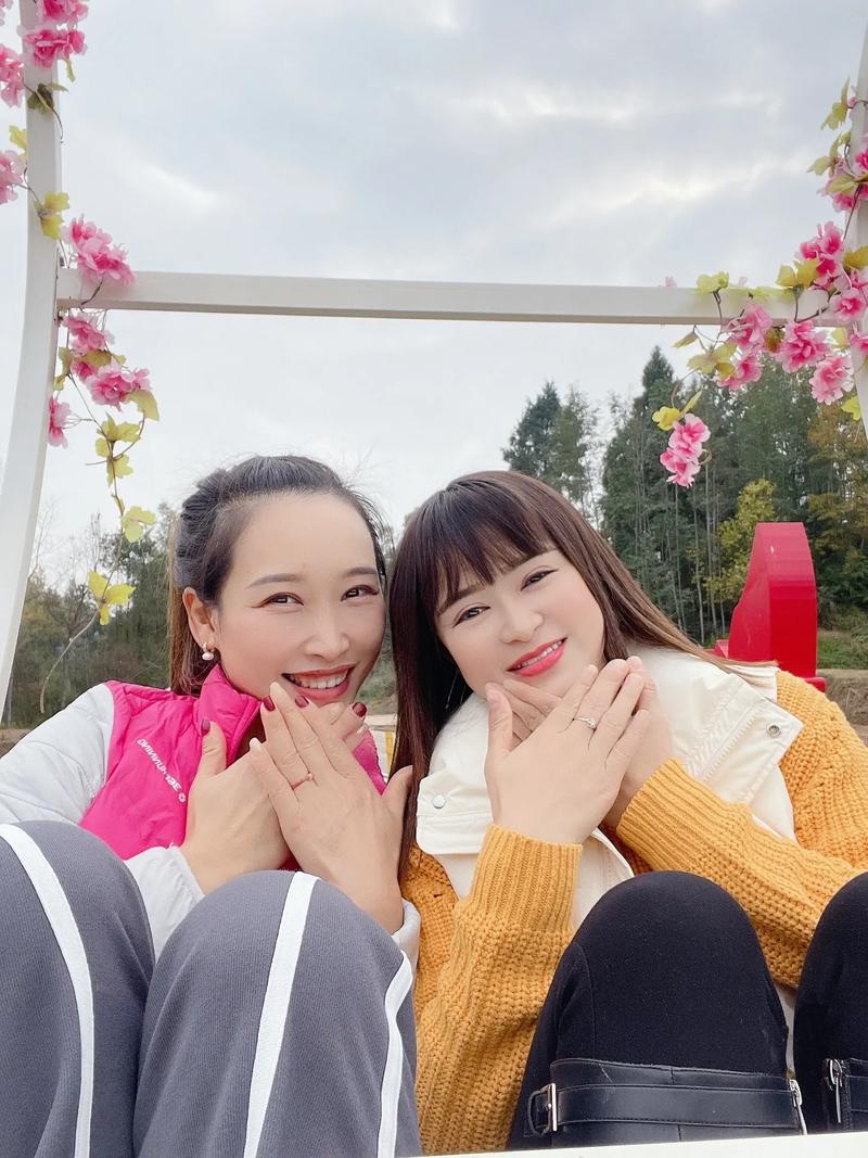 属兔女和闺蜜聚会都爱聊什么