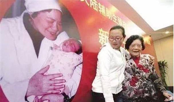 2021年正月出生的宝宝克父母