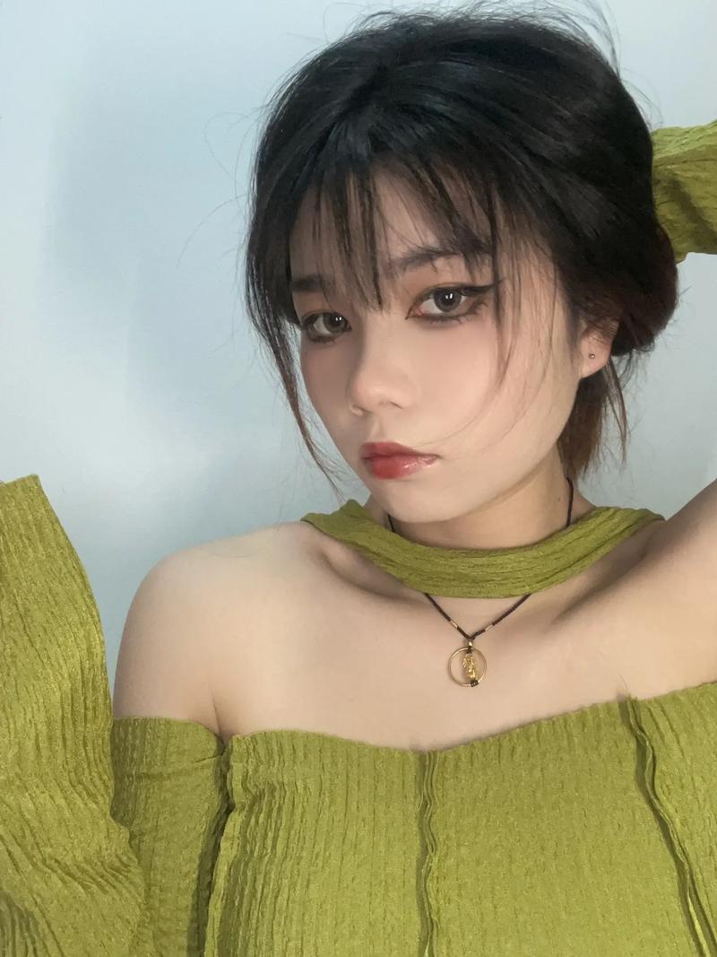 狮子座女最适合当御姐