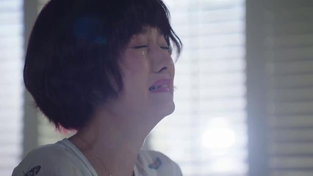 梦见自己结婚大哭