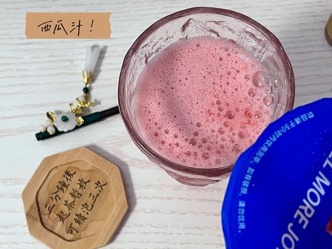雪碧泡人参 属鼠的新式养生