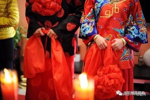 结婚男方到女方家提亲