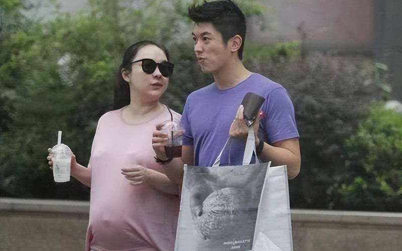 霍思燕与黄奕冤家路窄