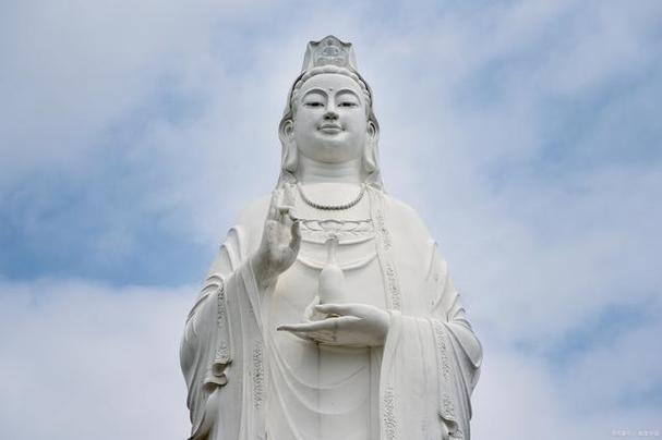 梦见菩萨雕像 周公解梦之梦到菩萨雕像