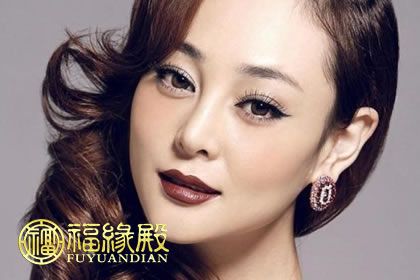 像蛇一样冷血的女人的面相