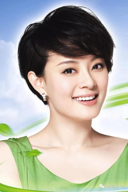 属猴的女性适合留长发吗