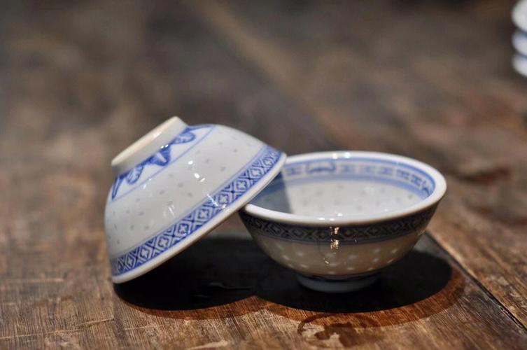梦见茶碗