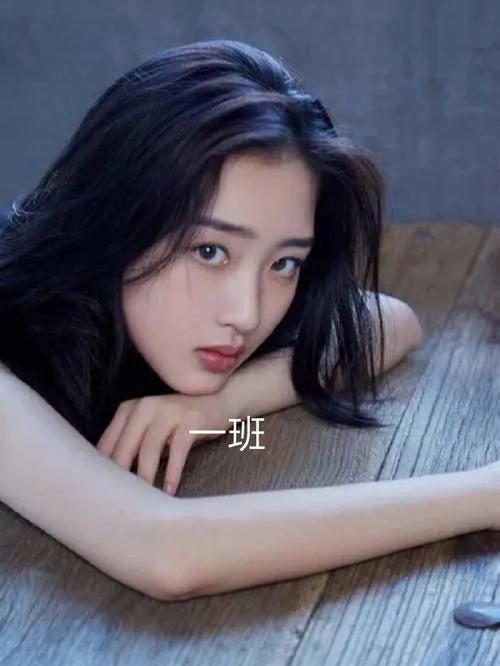 梦见和明星一起上课有什么征兆