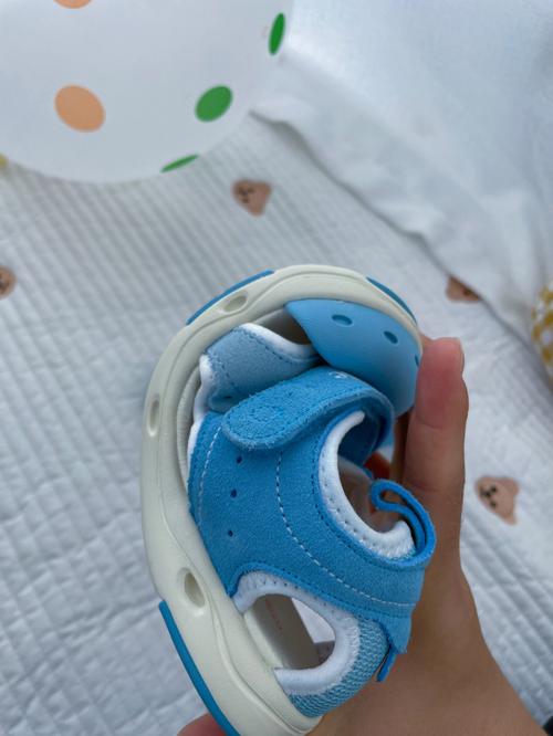 小鞋子大学问
