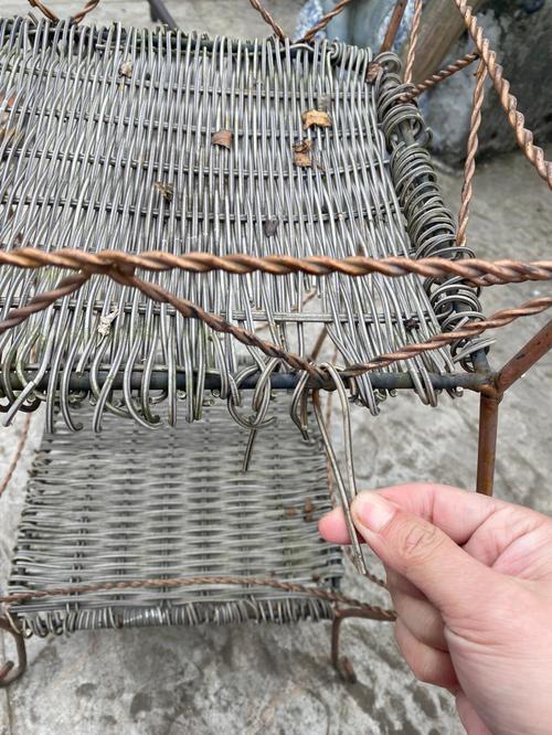 梦见捡铁丝