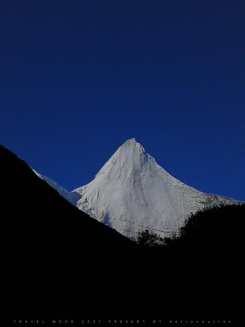 做梦梦见一座雪山有什么含义