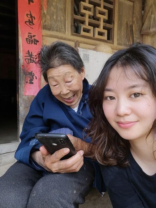 梦见过年回家去外婆家