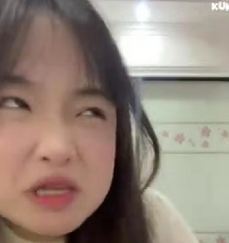 总摆臭脸,让人不敢追求的星女