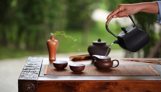 梦见喝茶怎么回事