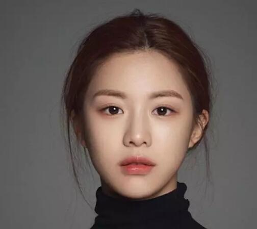 嘴小鼻子小的女人面相怎么样?女人福相什么样?
