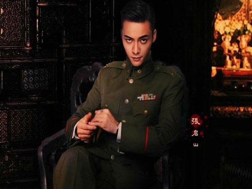 哪些生肖男星穿上制服后会帅出天际呢