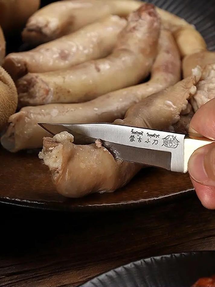 梦见肉 吃肉怎么回事 梦见肉 吃肉有什么预兆