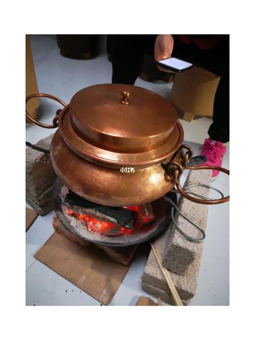 梦见两个锅