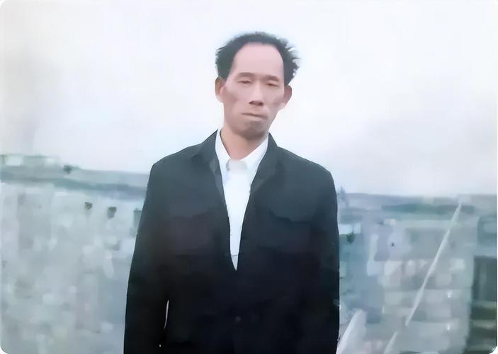 梦见盯梢怎么回事