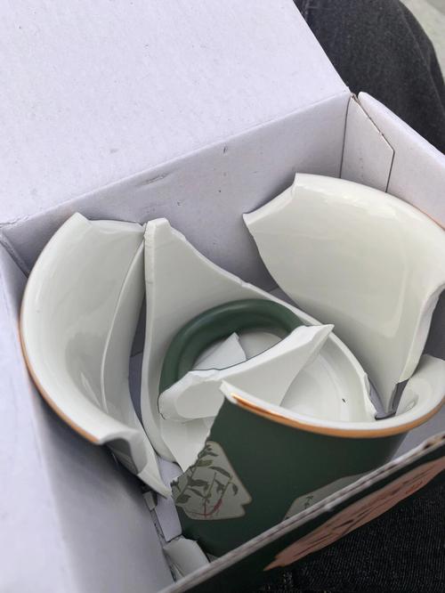 摔碎杯子有什么预兆