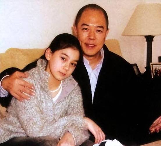 张铁林老婆叫什么名字