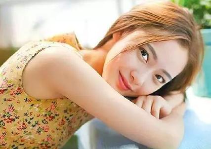 属鸡男喜欢的女生打扮