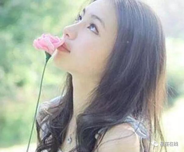 喜欢胖女孩的星座男