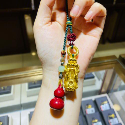 貔貅钥匙扣怎么佩戴