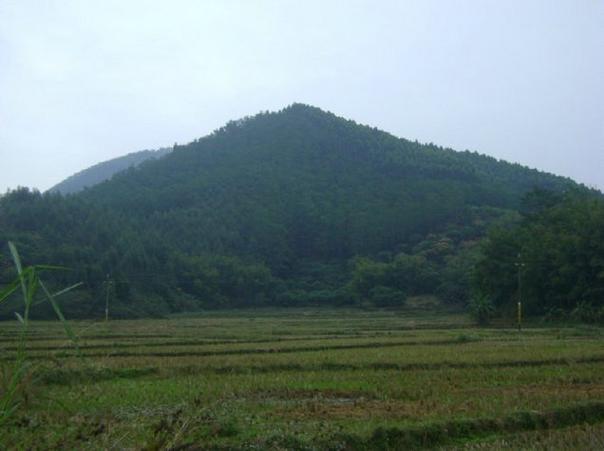 墓地也要看风水宝地