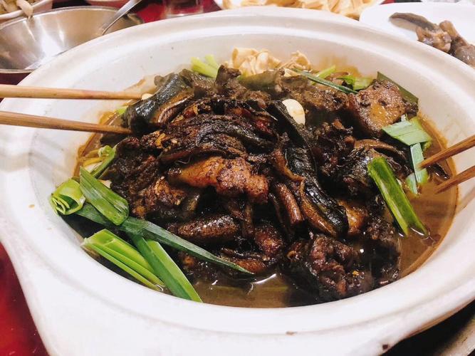 梦见杀蛇吃蛇肉是什么征兆?