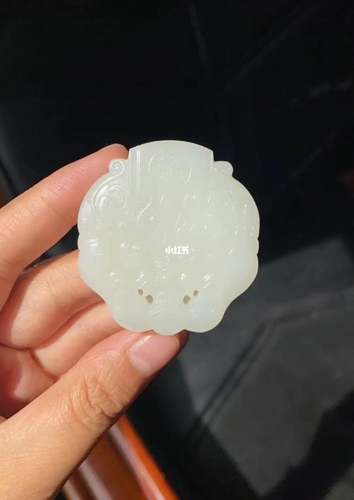 戴和田玉的好处和禁忌