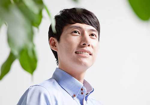 长这样的男人人缘特别的好