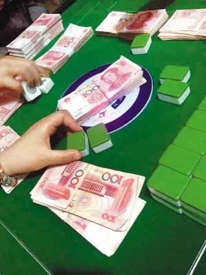 梦见打牌输钱有什么意思?