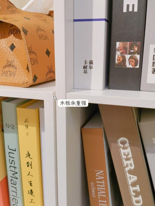 床头用品不会放?小心感情易生变