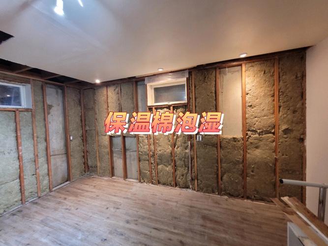 梦见屋顶漏水,梦见到屋顶漏水是什么意思