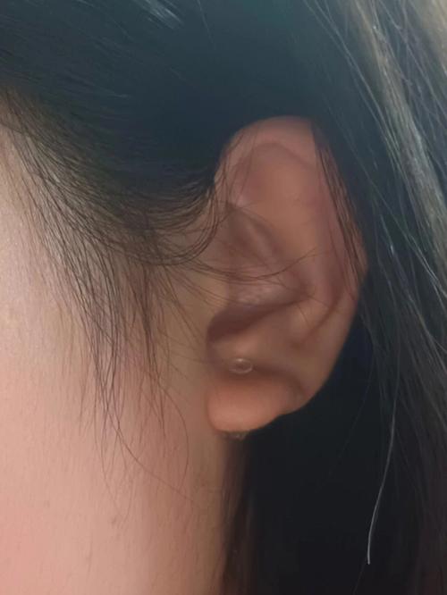 耳垂外翘的人性格如何
