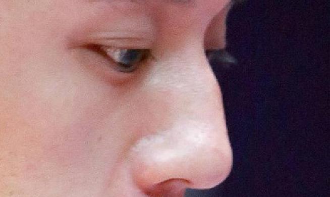 驼峰鼻面相的男性很难看吗?
