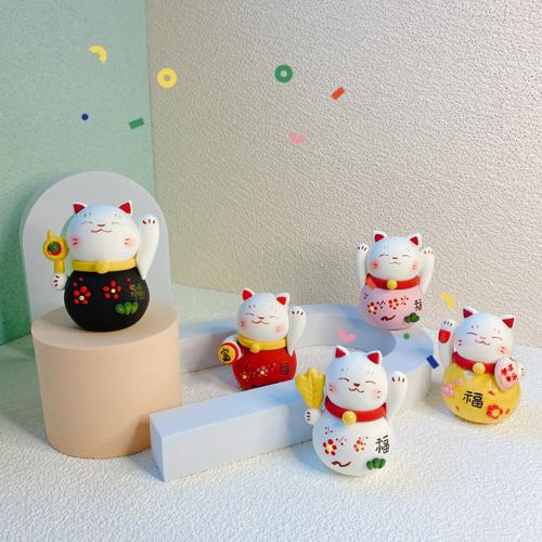 招财猫左手 招财猫的由来?其左手和右手有什么意义呢?