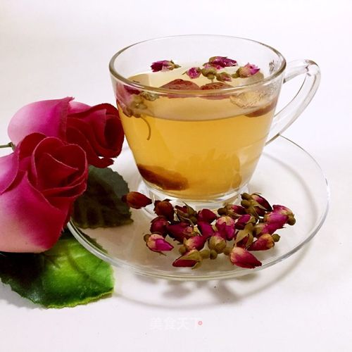 梦见为客人泡菊花茶相关梦境解析