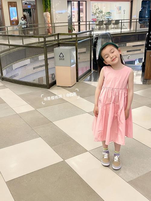 梦见给小女孩买裙子