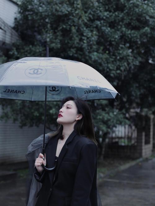 梦见阴天下雨