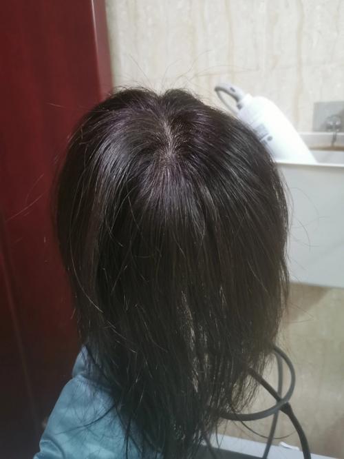 梦见假发怎么回事