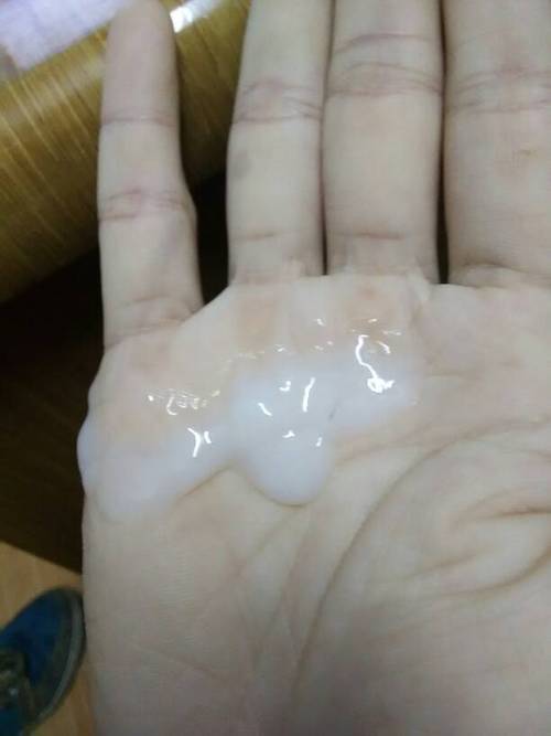梦见男人喷出很多精子是白色