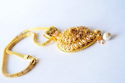 78年属马女适合佩戴什么饰品