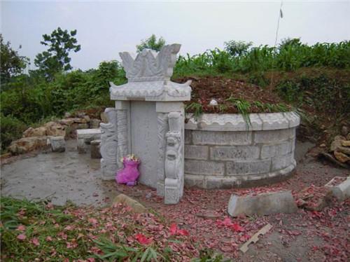 墓地医院附近的房子阴气重吗?对居住者有影响吗?