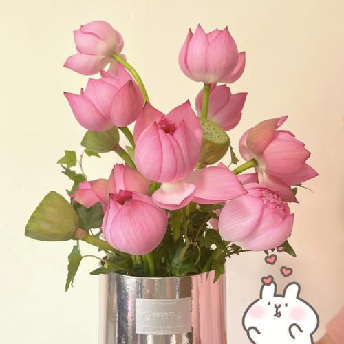 桌上摆什么颜色的花容易招好运