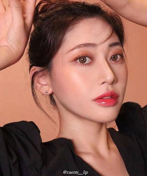 AB血型女最适合的日常妆容
